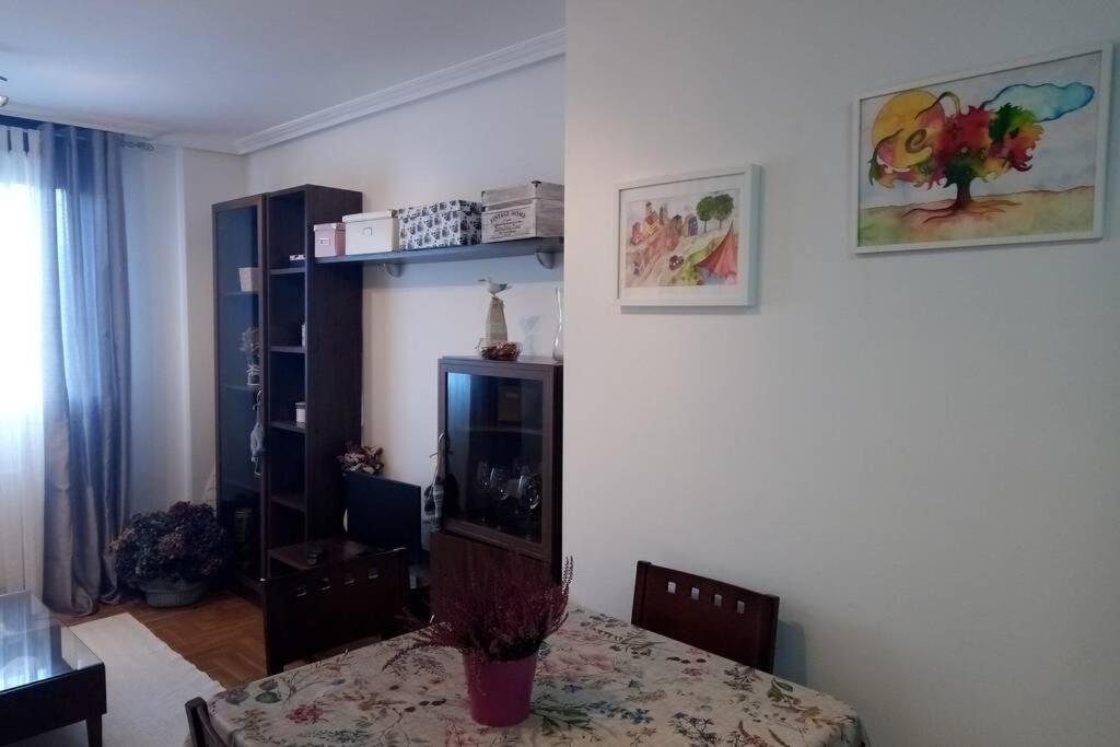 El Pisito De Rodrigo II Apartman Ribadesella Kültér fotó