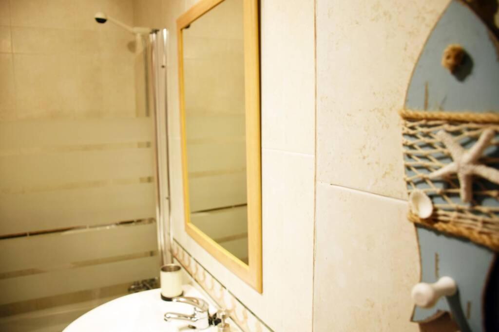 El Pisito De Rodrigo II Apartman Ribadesella Kültér fotó